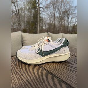 Women’s Nike Waffle Debut Vintage Green